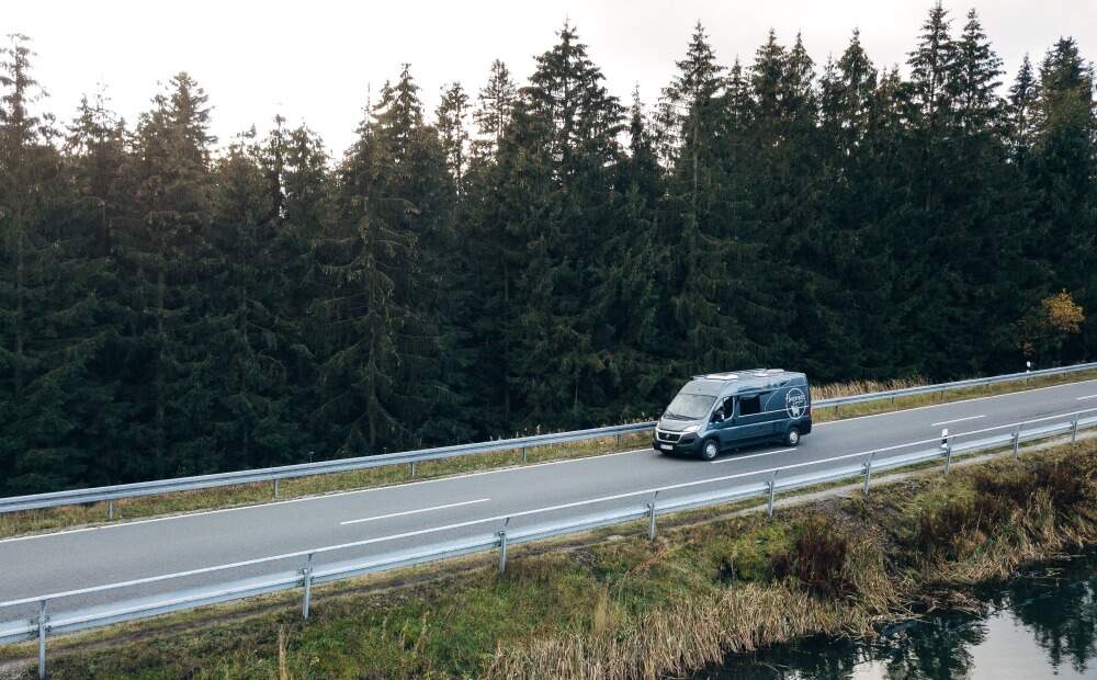 Wohnmobil mieten mit Hund - Hunde Hannes unterwegs